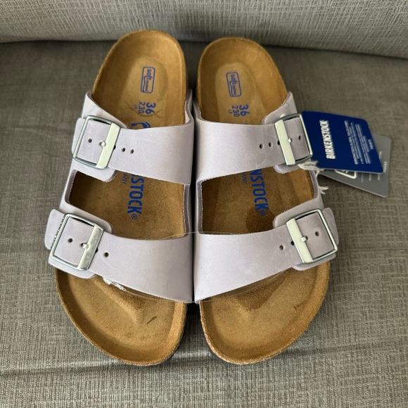 NWT Birkenstock Arizona Women’s Size 5 - Picture 1 of 4